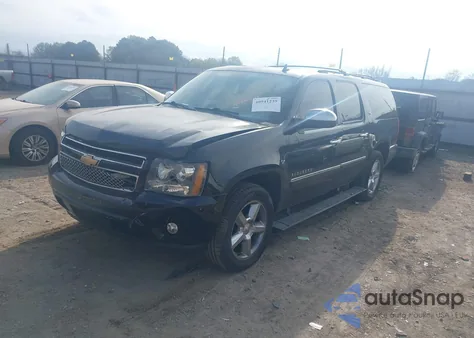 2014 Chevrolet Suburban 1500 Ltz z USA, uszkodzony, nr VIN 1GNSCKE00ER178084